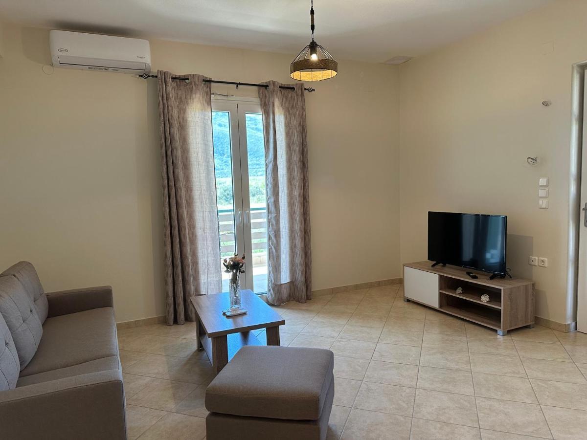Georgia'S Guesthouse كالامباكا المظهر الخارجي الصورة